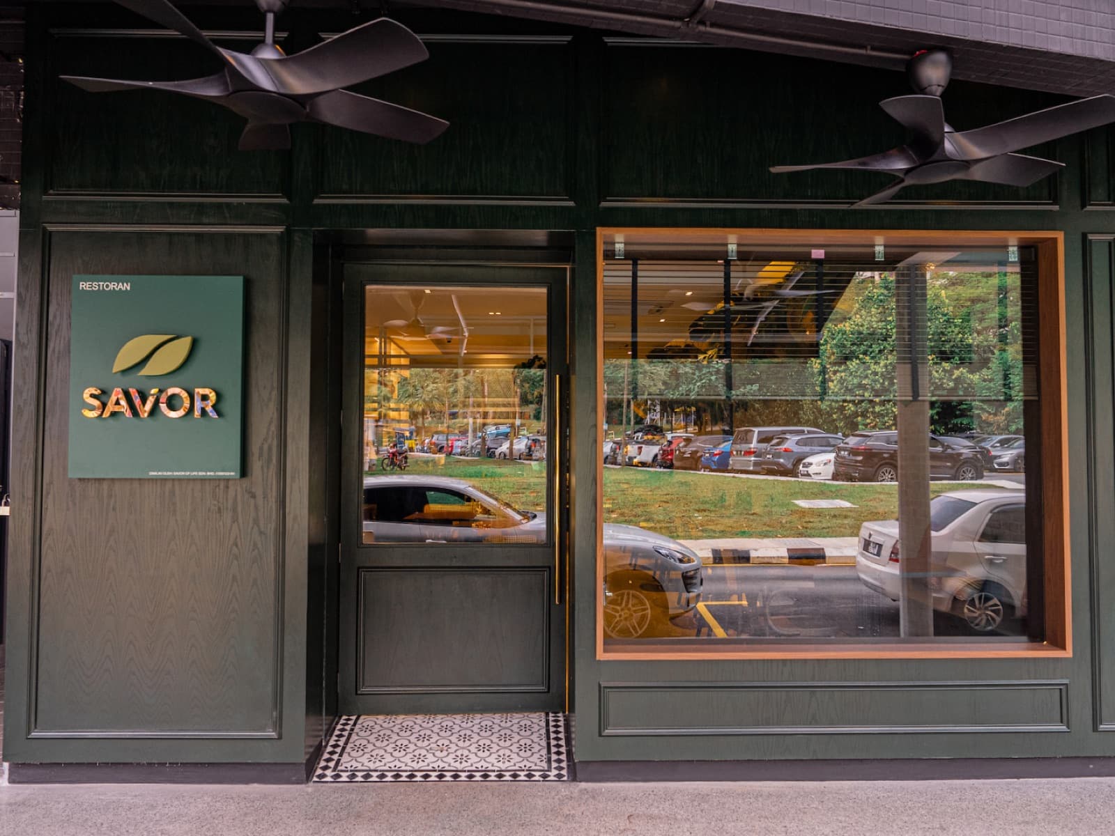 The green Savor shopfront