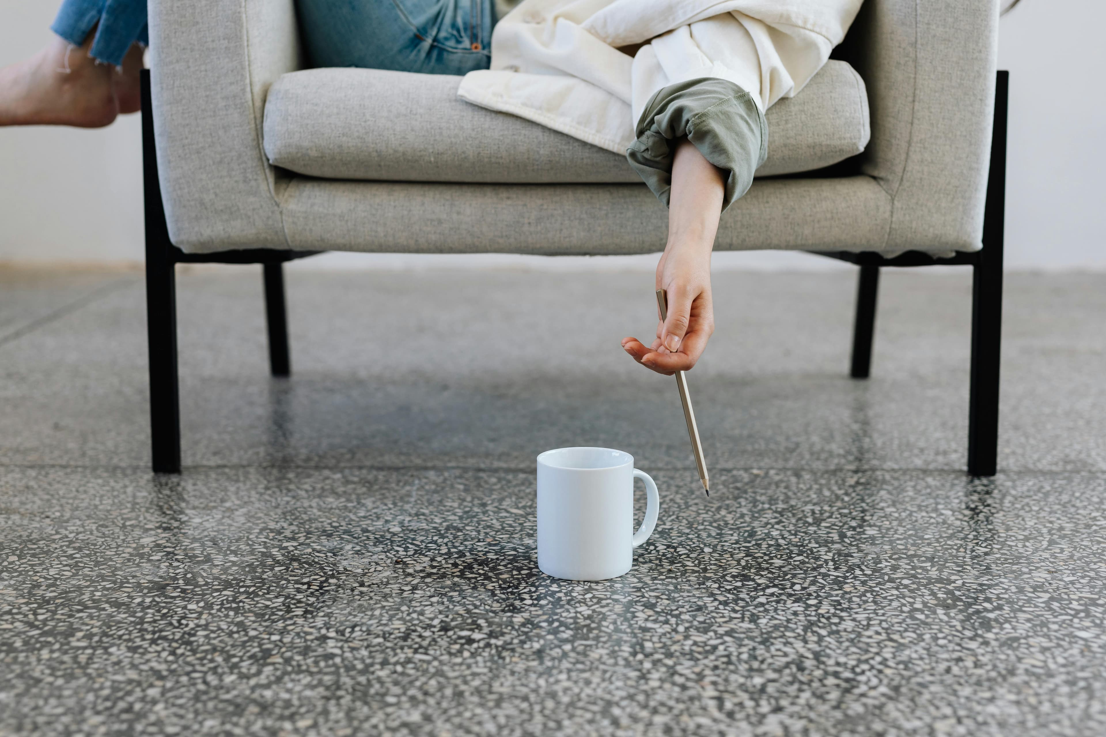 pexels-karola-g-8547452