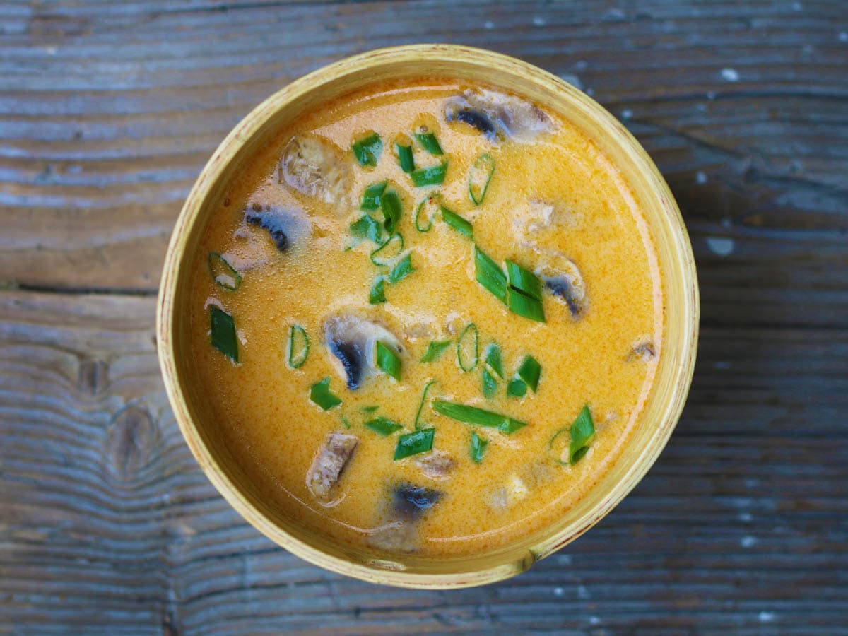 Vegan-Tom-Yum-Soup